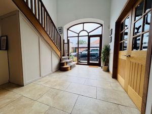 Photo 9- click for photo gallery